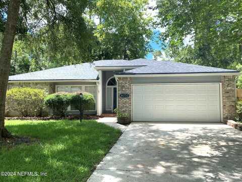 8070 DICKIE Drive, Jacksonville, FL 32216