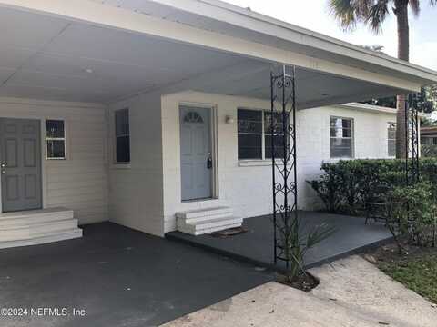 2718 CHARBRAY Drive, Jacksonville, FL 32211