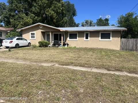 213 MIMOSA Drive, Palatka, FL 32117