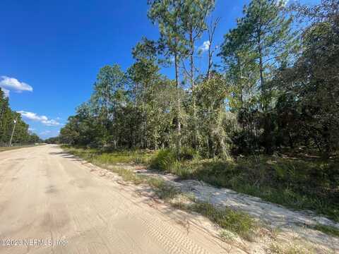 131 SPRING LAKE Drive, Interlachen, FL 32148