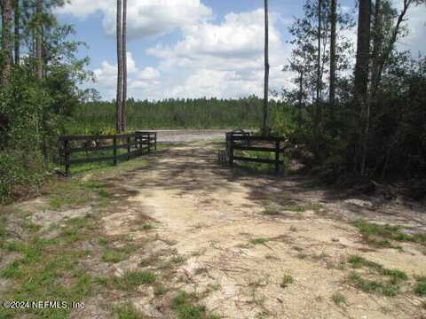 2857 STEEL BRIDGE Road, Macclenny, FL 32063