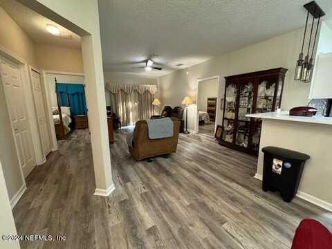 3690 KIRKPATRICK Circle, Jacksonville, FL 32210