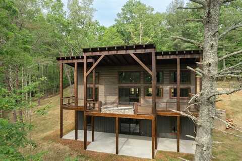 121 Wolf Creek Heights, Mineral Bluff, GA 30559