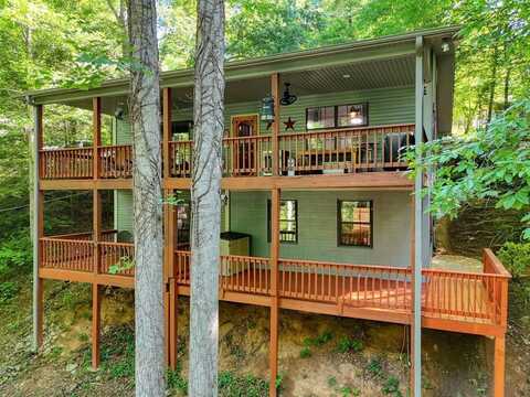 460 Pierce Cove Road, Hiawassee, GA 30546