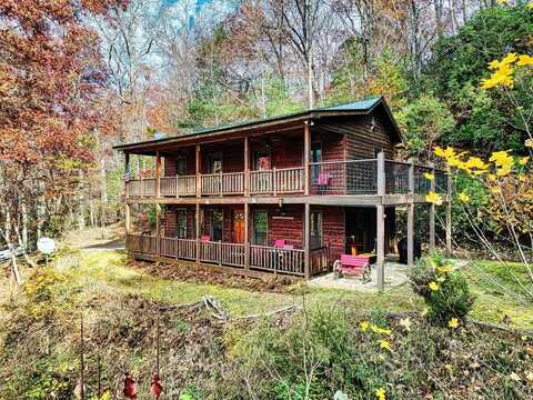 190 Ruby Lake Drive N, Hiawassee, GA 30546