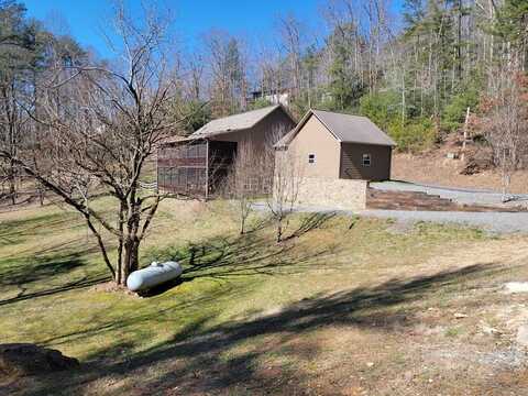 188 Pounding Mill Knob, Hayesville, NC 28904