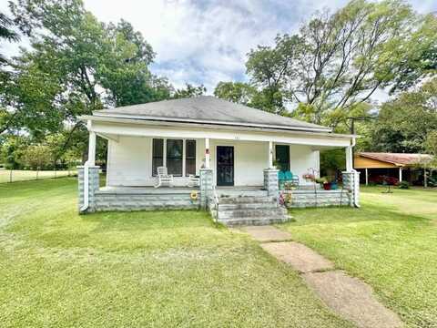 111 Stonewall Street, Okolona, MS 38860