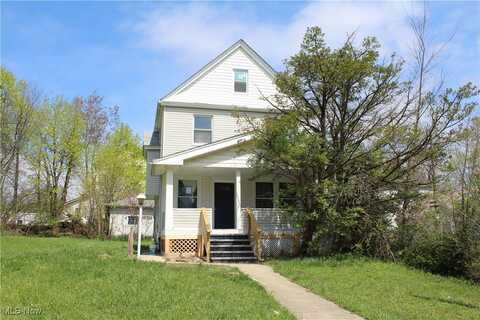 13721 Beachwood Avenue, Cleveland, OH 44105