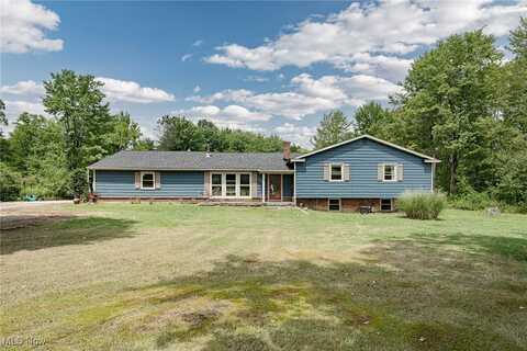 9942 Bell Road, Newbury, OH 44065