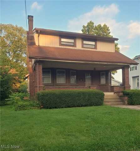 738 S Main Street, Orrville, OH 44667