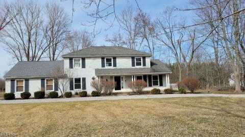 7760 Puddingstone, Chesterland, OH 44026