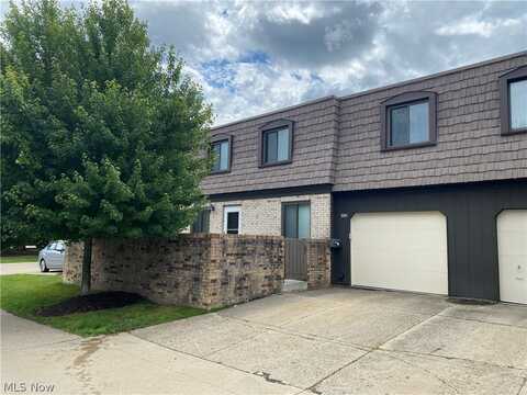 691 Tollis Parkway, Broadview Heights, OH 44147