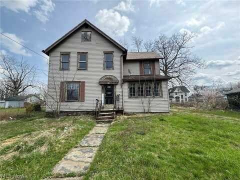 632 Mercer Avenue NE, Warren, OH 44483