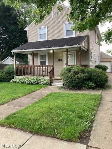 1425 Crescent Road SW, Canton, OH 44710