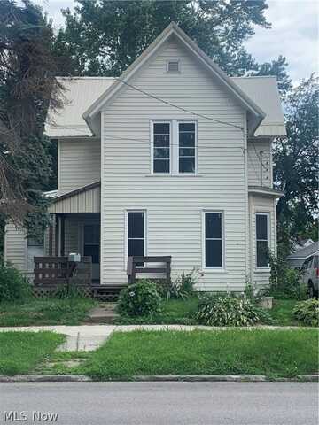 548 State Street, Conneaut, OH 44030