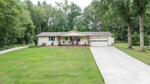 4020 Orchard Drive, Norton, OH 44203