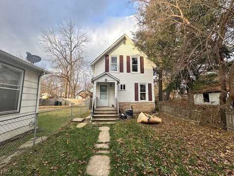 239 7th Street, Elyria, OH 44035