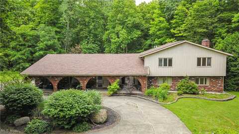 12200 Caves Road, Chesterland, OH 44026