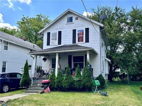 1114 Santee Avenue, Akron, OH 44306