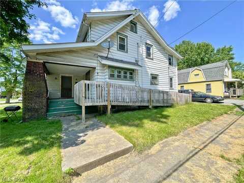 1500 Hillsdale Avenue, Youngstown, OH 44509