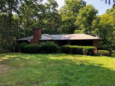 704 Akron Road, Wadsworth, OH 44281