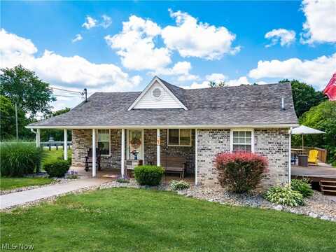 5245 Center Road, Philo, OH 43771