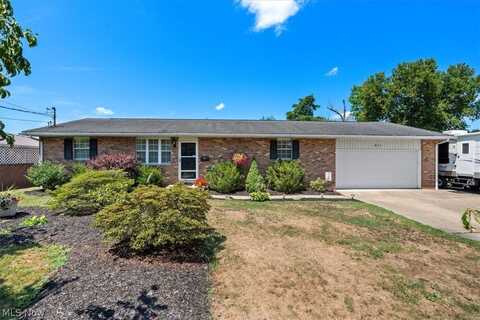 811 Braun Road, Belpre, OH 45714