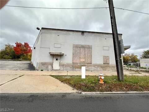 2900 Market Street, Youngstown, OH 44507