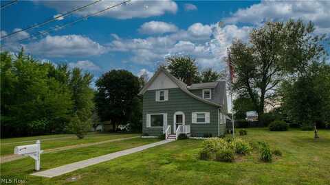 406 Sentator Street, Conneaut, OH 44030