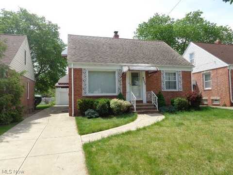 9409 Orchard Avenue, Brooklyn, OH 44144