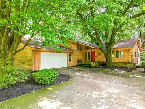 123 Overlook Drive, Kent, OH 44240