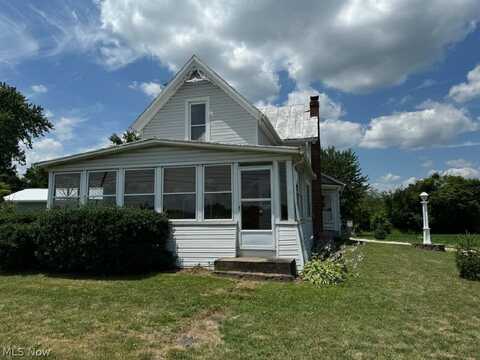 178 S Front Street, Burbank, OH 44214