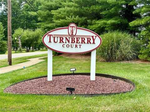 407 Turnberry Court NE, Warren, OH 44484