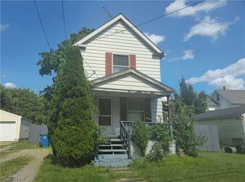 607 North Avenue, Girard, OH 44420