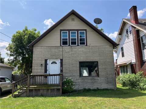 223 E Kline Street, Girard, OH 44420