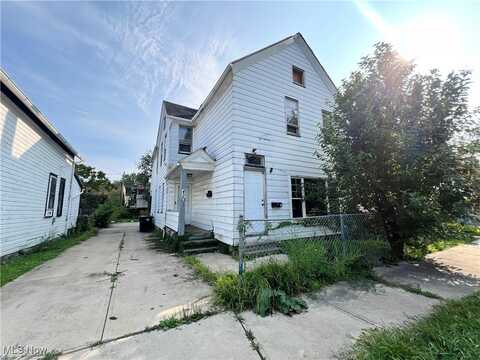 4201 Howlett Avenue, Cleveland, OH 44113