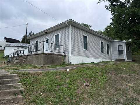 3829 Dugan Road NW, McConnelsville, OH 43756