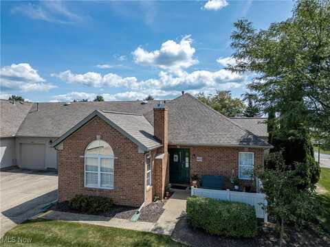 4475 Hunters Chase Lane, Wooster, OH 44691