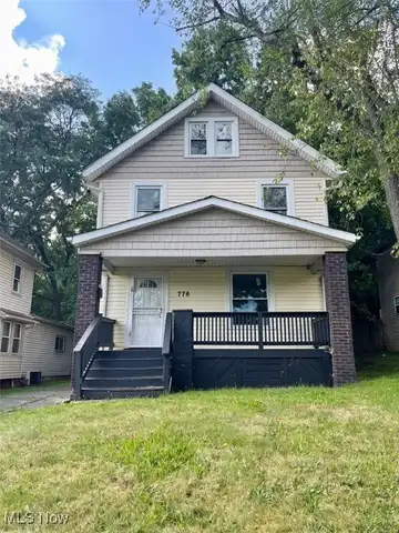 776 Bellevue Avenue, Akron, OH 44307