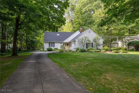 27821 North Park Drive, North Olmsted, OH 44070