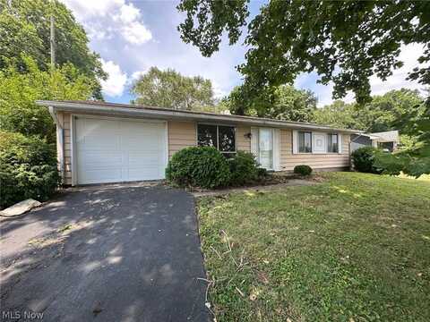 1645 Border Street, Zanesville, OH 43701