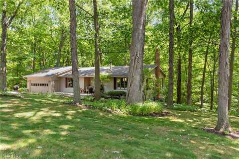 51689 Becker Road, Wakeman, OH 44889