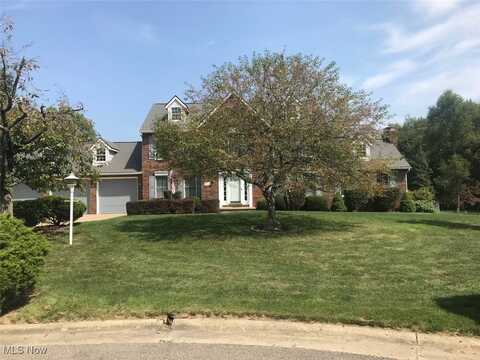 1571 Hastings Circle NW, Uniontown, OH 44685