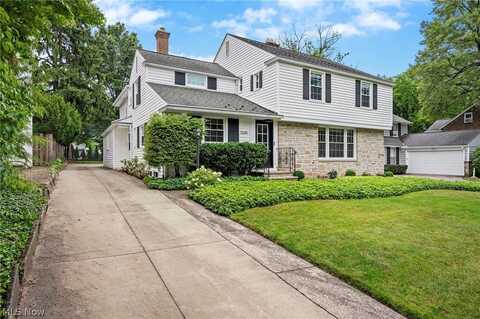 22476 E Byron Road, Shaker Heights, OH 44122