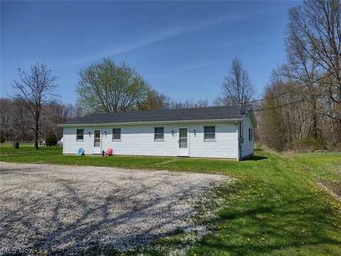 18186 Mahoning Avenue, Lake Milton, OH 44429