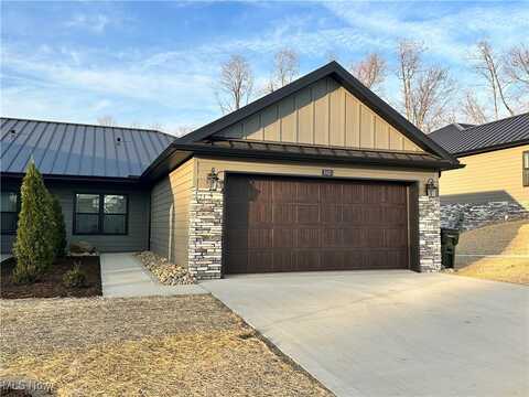 1033 Sycamore Lane, Millersburg, OH 44654