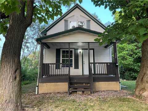 3323 Dallas Avenue, Lorain, OH 44055