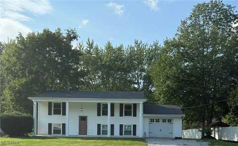 5346 Fairhill Drive, Ravenna, OH 44266