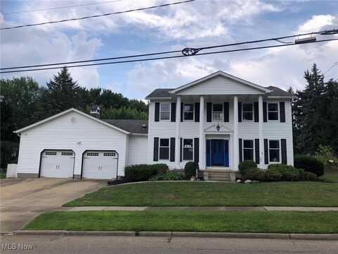 2068 Daniels Avenue, Akron, OH 44312