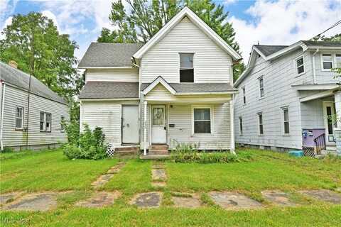 235 Forest Street NW, Warren, OH 44483